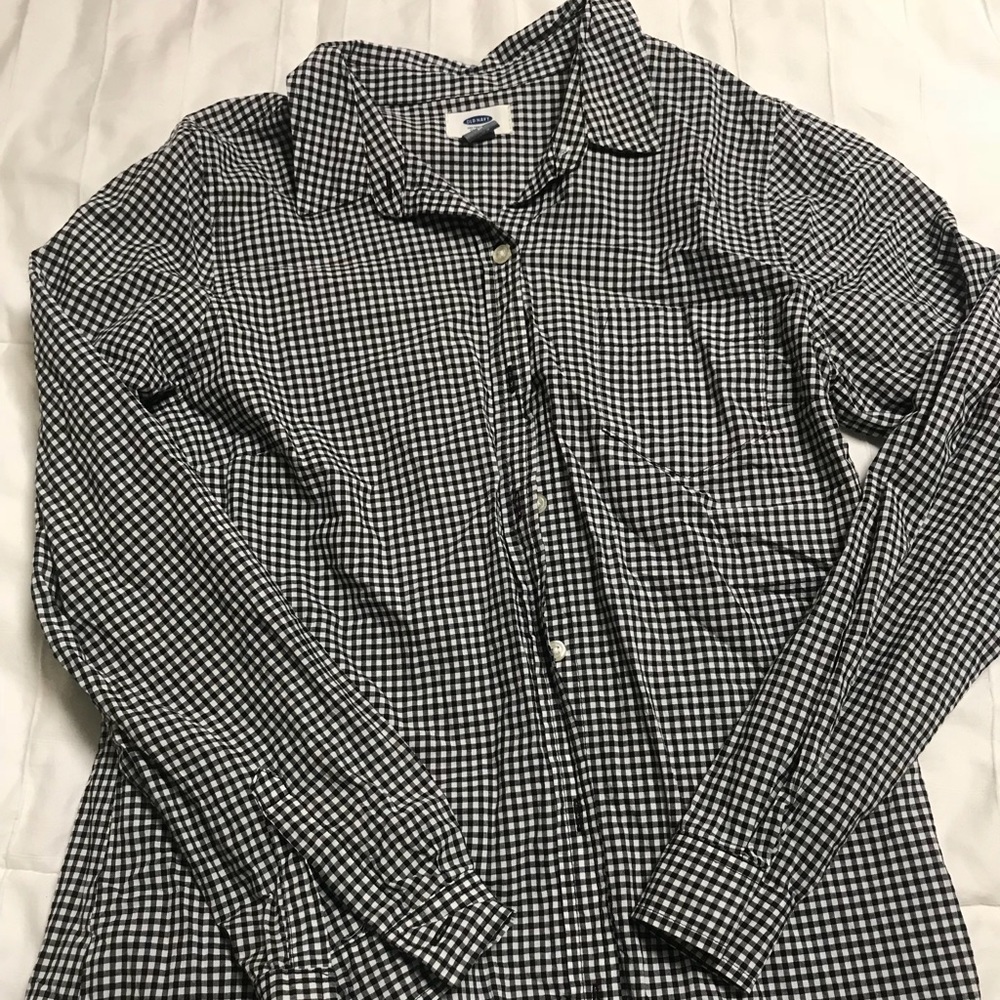 Black and white gingham checked button down shirt.